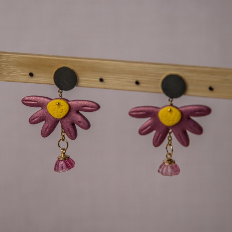 Boucles d'oreilles demi marguerite