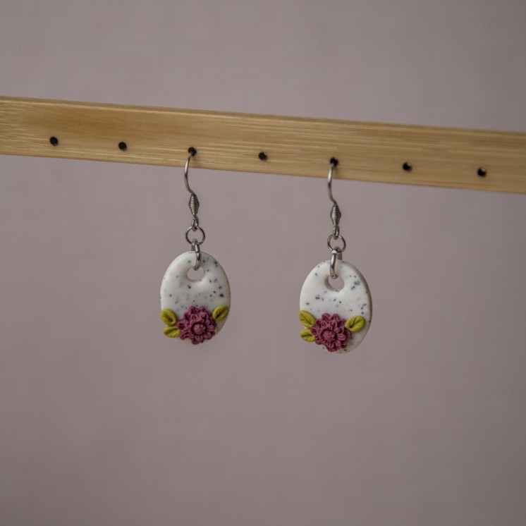 Boucles d'oreilles ovale fleurs violettes